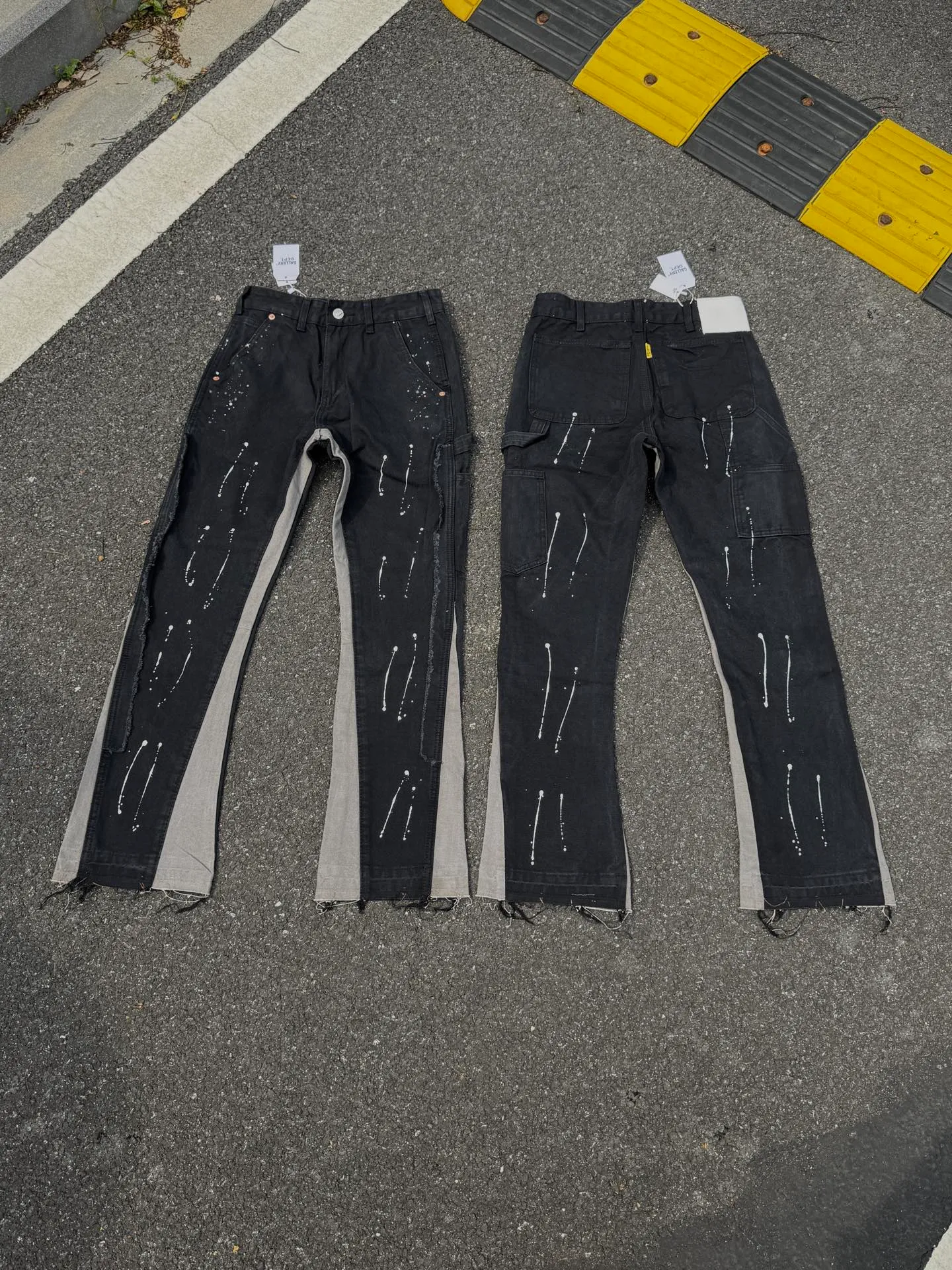 P220💰G33 GALLERY DEPT. Spliced ​​washed retro jeans for men and women high street splashed ink trousers micro-flared casual trousers trendy couple same style Color: Black Size: S-XXL (corresponding to 28-36)